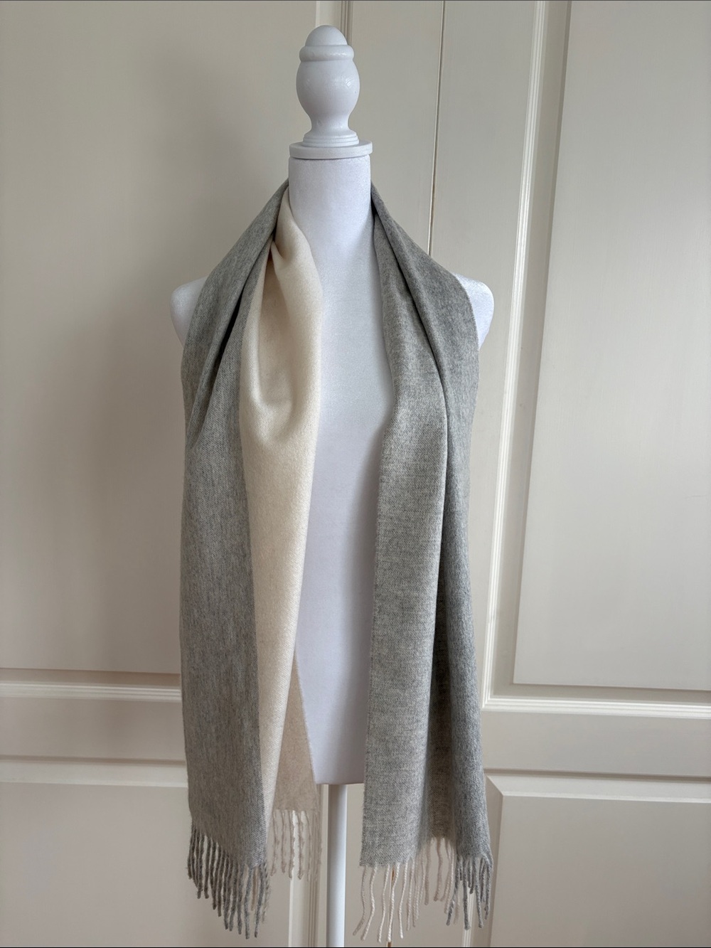 AMICALE CASHMERE SCARF/WRAP